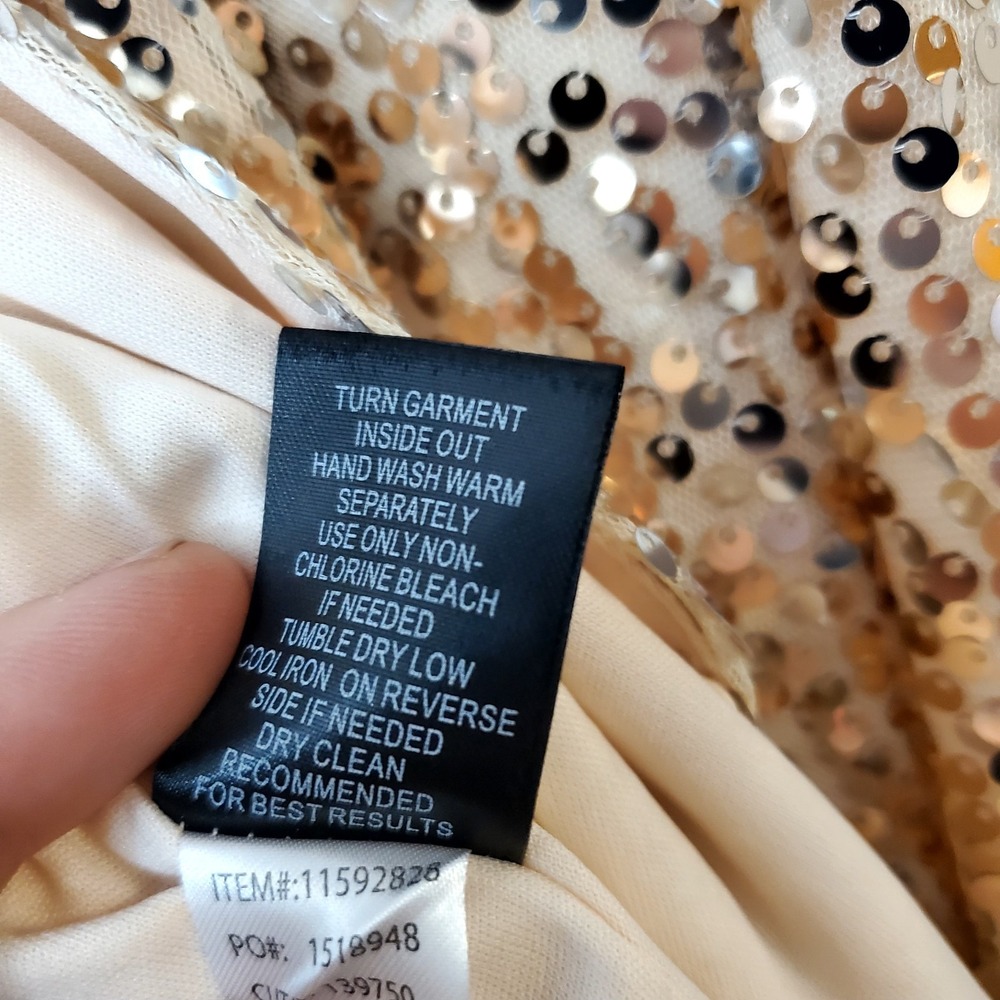 Torrid ◇ New Rose Gold Sequin Blazer Jacket ◇ Size 0 ◇ Holiday, Party ◇ NWT - Picture 6 of 8